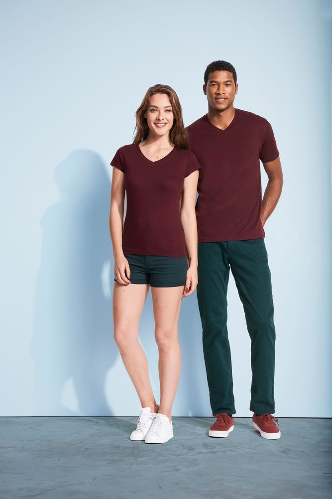 Футболка мужская с V-образным вырезом Victory 150, белая Футболка мужская с V-образным вырезом Victory 150, белая