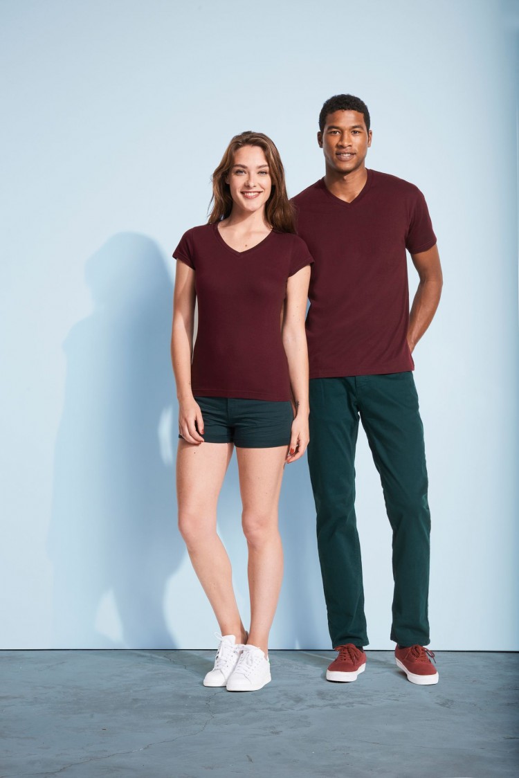 Футболка мужская с V-образным вырезом Victory 150, белая Футболка мужская с V-образным вырезом Victory 150, белая