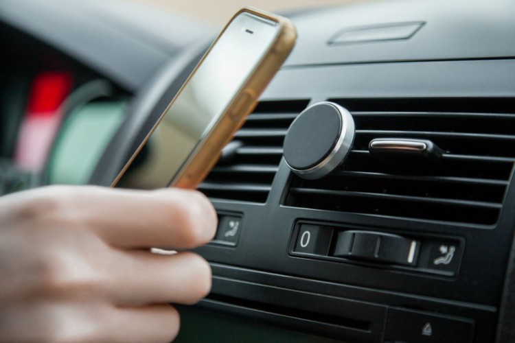 Магнитный держатель для смартфонов Cinch Магнитный держатель для смартфонов Cinch