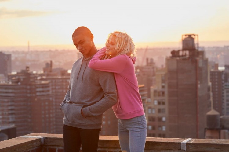 Толстовка с капюшоном унисекс Hoodie, светло-желтая Толстовка с капюшоном унисекс Hoodie, светло-желтая